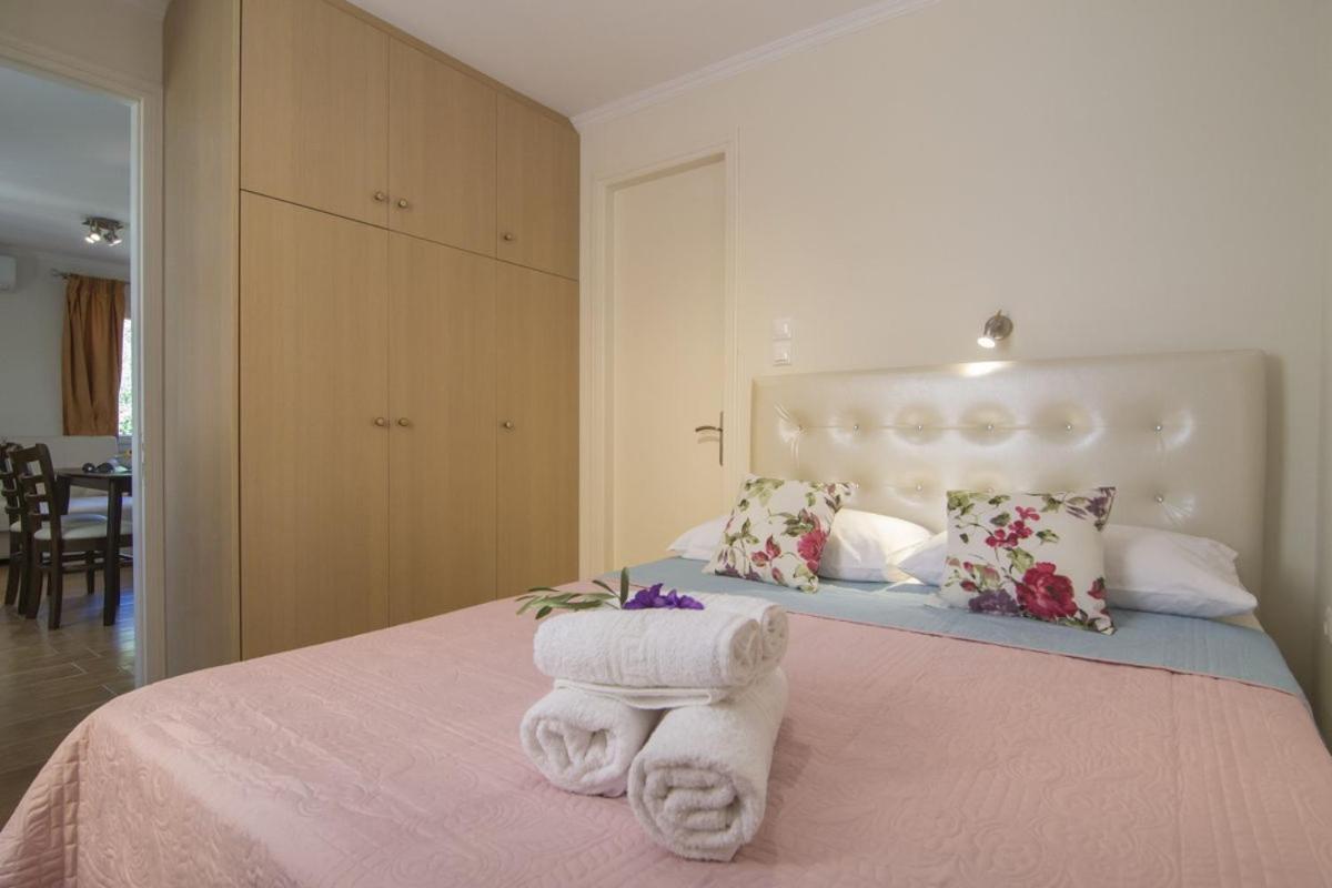 Yannis Nest Apartman Láka Kültér fotó